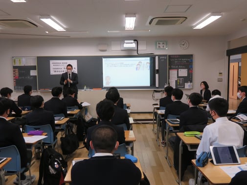 221214名電中学３.JPG